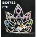 Tiara de strass